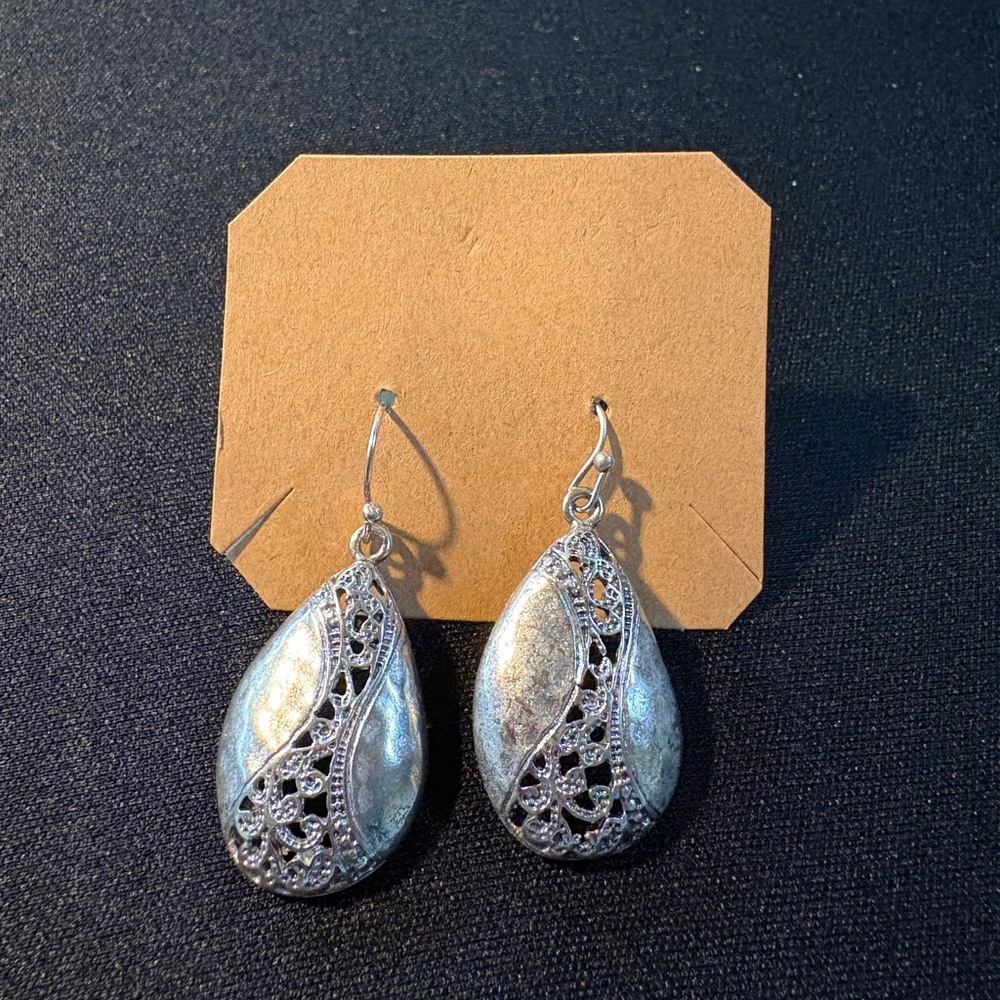 Elegant Silver Teardrop Earrings